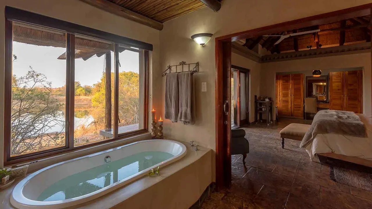 Waterbuck Lodge — image 4