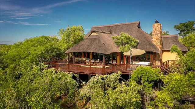 Nungubane Game Lodge — image 3