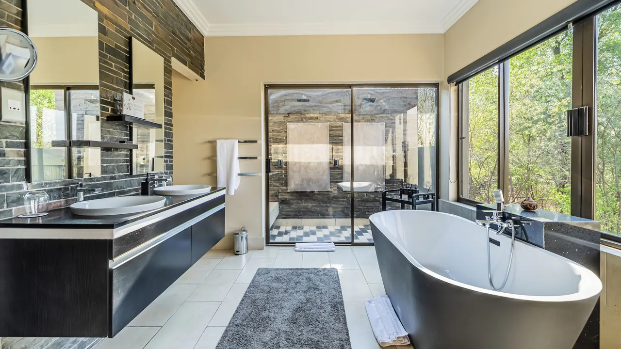 Shepherd's Tree Game Lodge — image 3