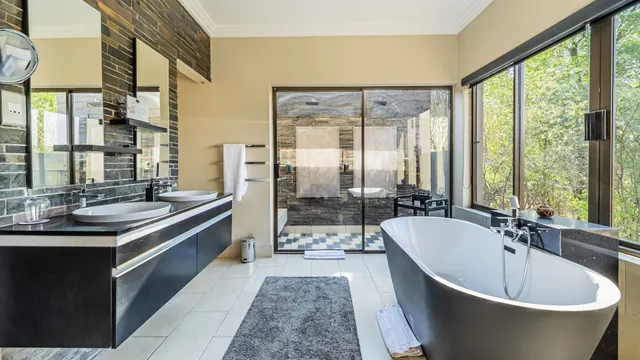 Shepherd's Tree Game Lodge — image 3