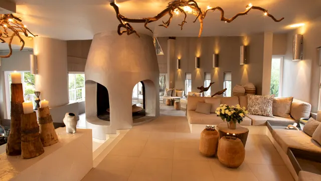 Clifftop Exclusive Safari Hideaway — image 24