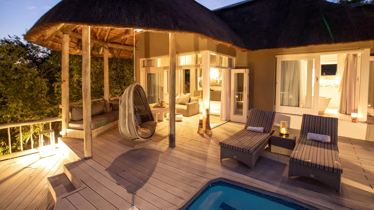Clifftop Exclusive Safari Hideaway — image 15