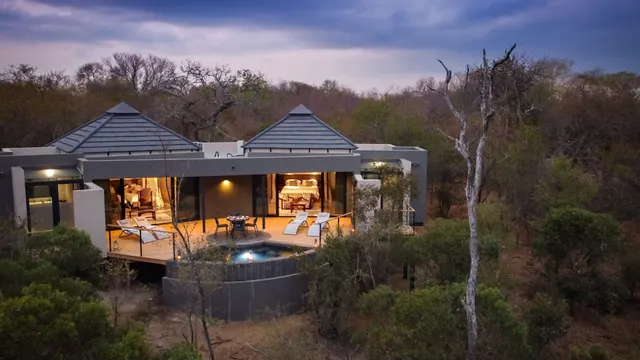 Idube Game Lodge — image 1