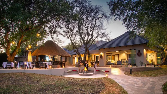 Idube Game Lodge — image 7