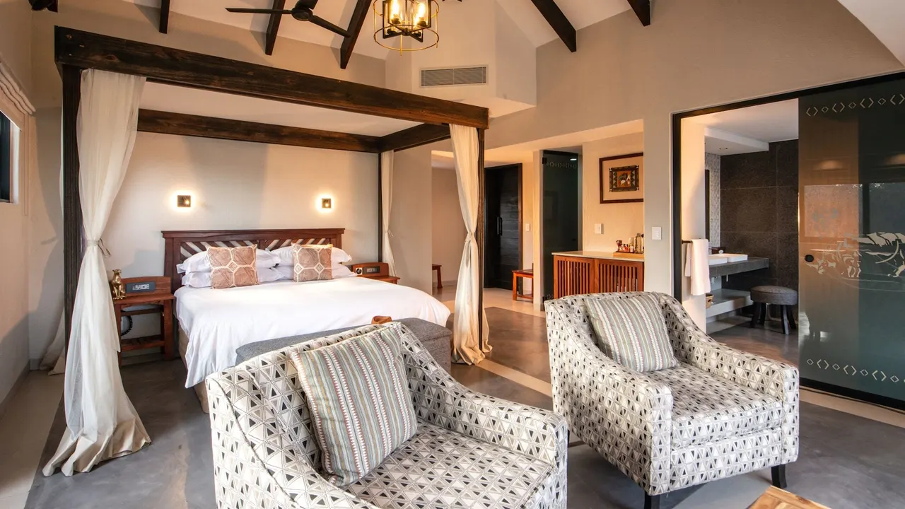 Idube Game Lodge — image 37