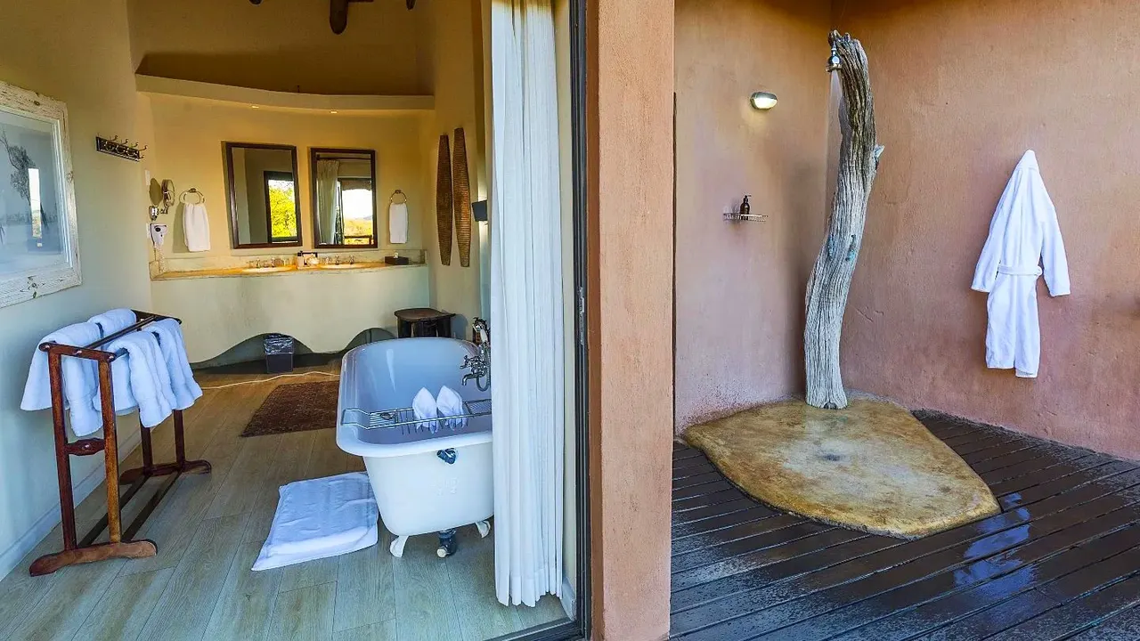 Impodimo Game Lodge — image 29