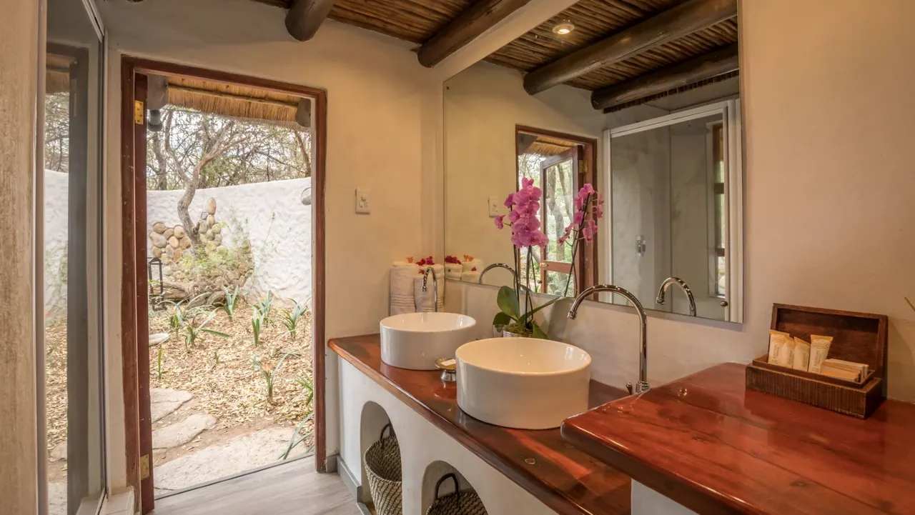 Kuname Lodge — image 12