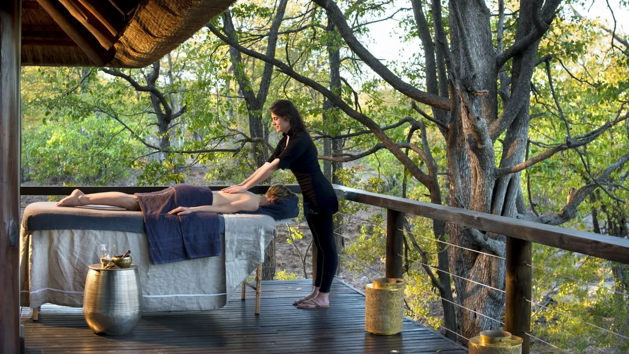 Ngala Safari Lodge — image 10