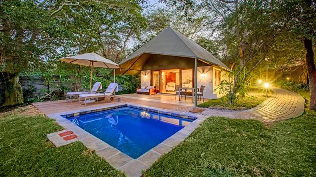 Savanna Lodge — image 6