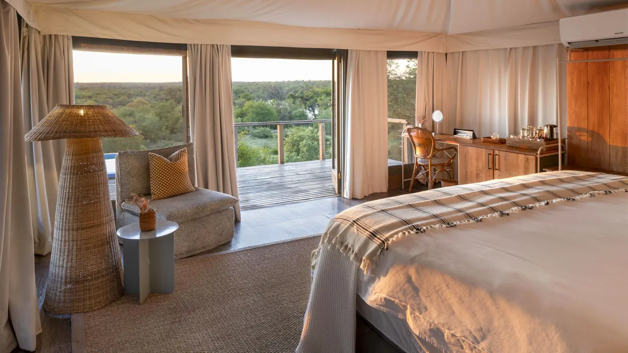 Simbavati Hilltop Lodge — image 24