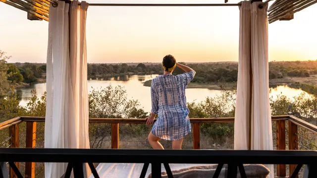 Simbavati Hilltop Lodge — image 9