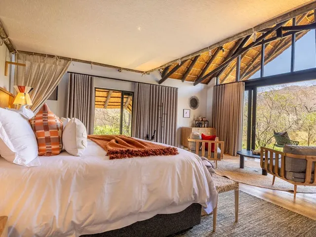 Tsholo Safari Lodge