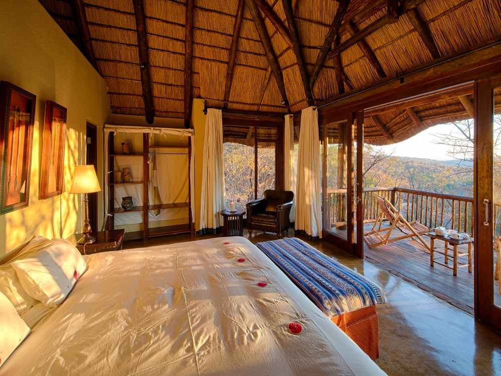 Tshwene Lodge